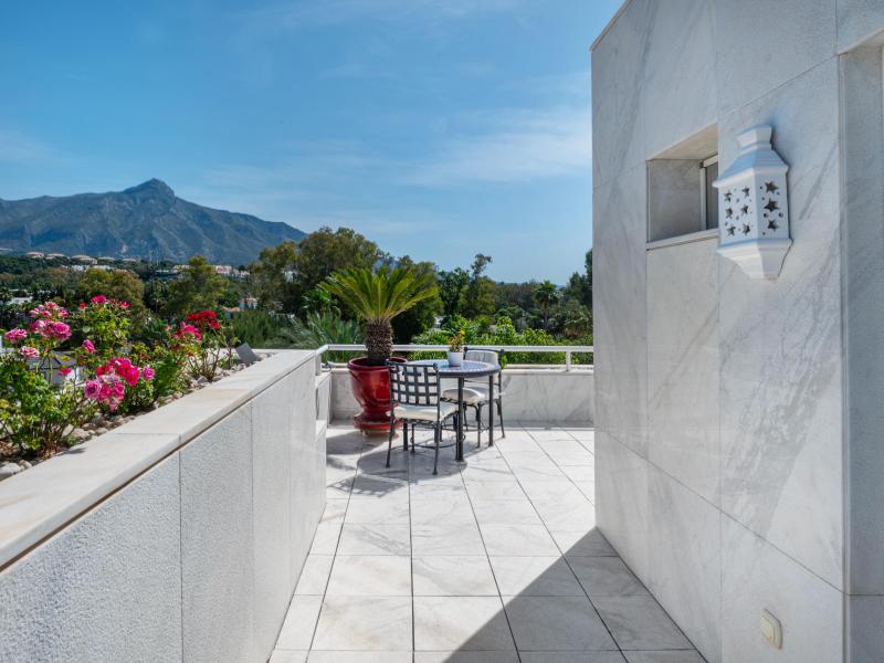 Roof terrace corner with views towards La Concha